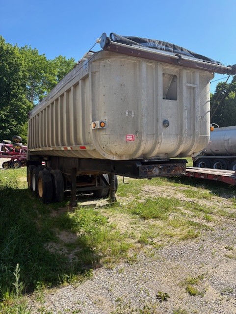 Fruehauf Front Left