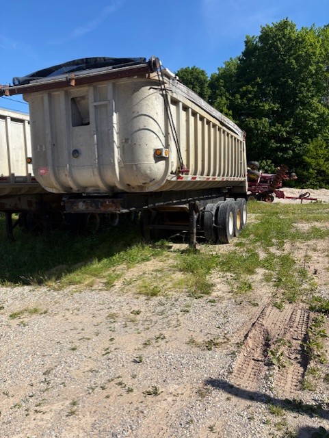 Fruehauf Front Right